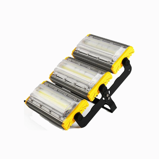 house 135watt  2700k ip65 outdoor led flood light