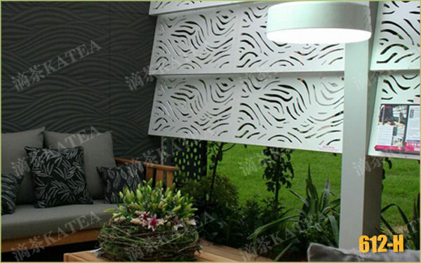 Wholesales water resistance wood plastic composite picket fencing