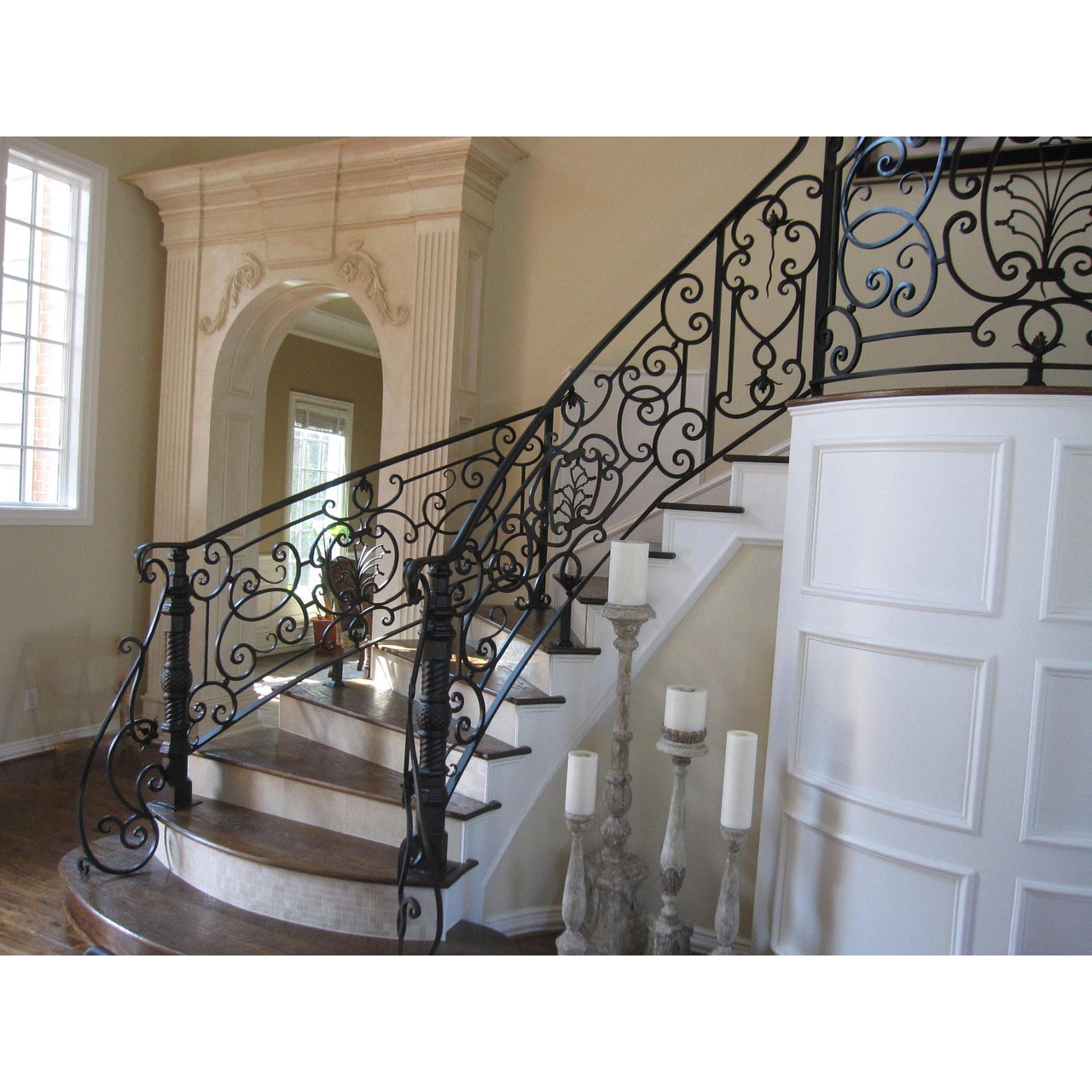 The Latest Style Wrought Iron Railing Spiral Staircase