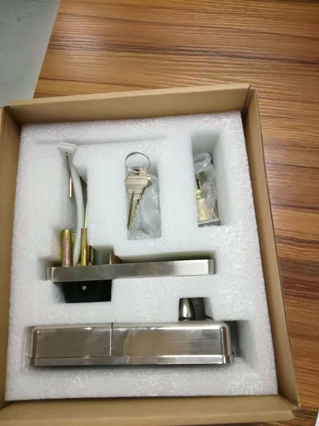 Mobile Phone APP control Bluetooth Password Mechanical key Single latch Lock for Home office Apartment