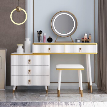 dresser table with mirror with stool