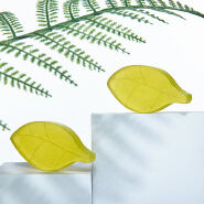 Wholesale custom logo natural organic bathing skin care whitening body portable handmade leaves shaped toilet soap
