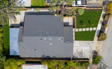 Modern Wooden Style Villa Architectural Design