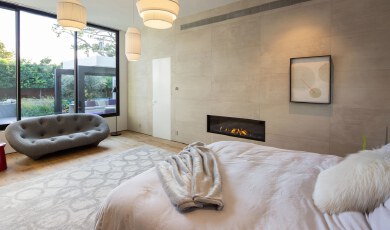 Modern Villa With Garden Interior Design