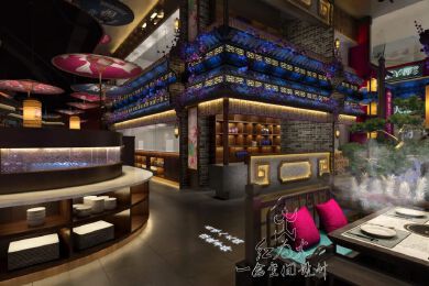 马大侠广西平果店：50米宽的门头